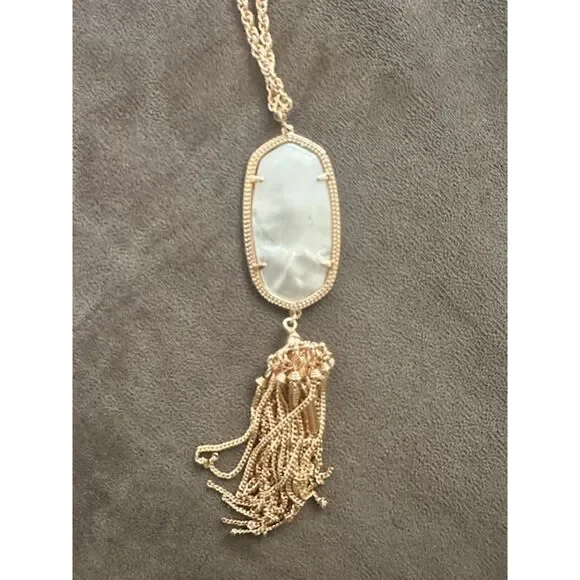Kendra Scott Mother of Pearl Rayne tassel necklace - Picture 3 of 4